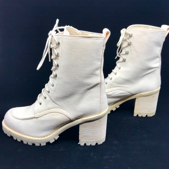 KELIAN STUDIO Off White Canvas Laced Combat Boots - Picture 6 of 8